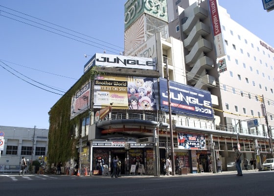 ジャングル大阪日本橋店の外観